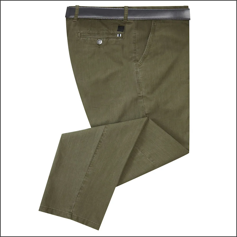 Douglas Preston Green Chinos<>