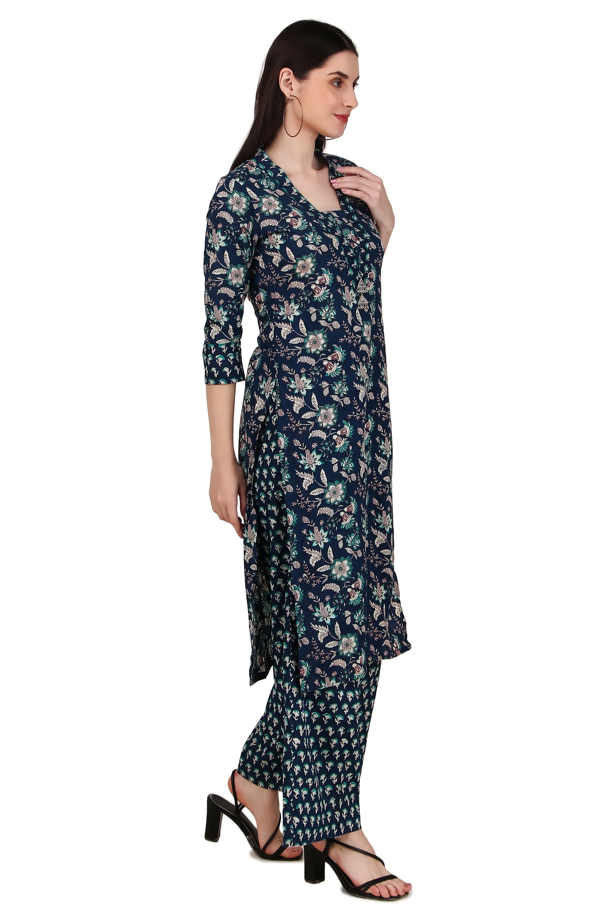 Magnetism blue printed Kurta with Pant set for Women