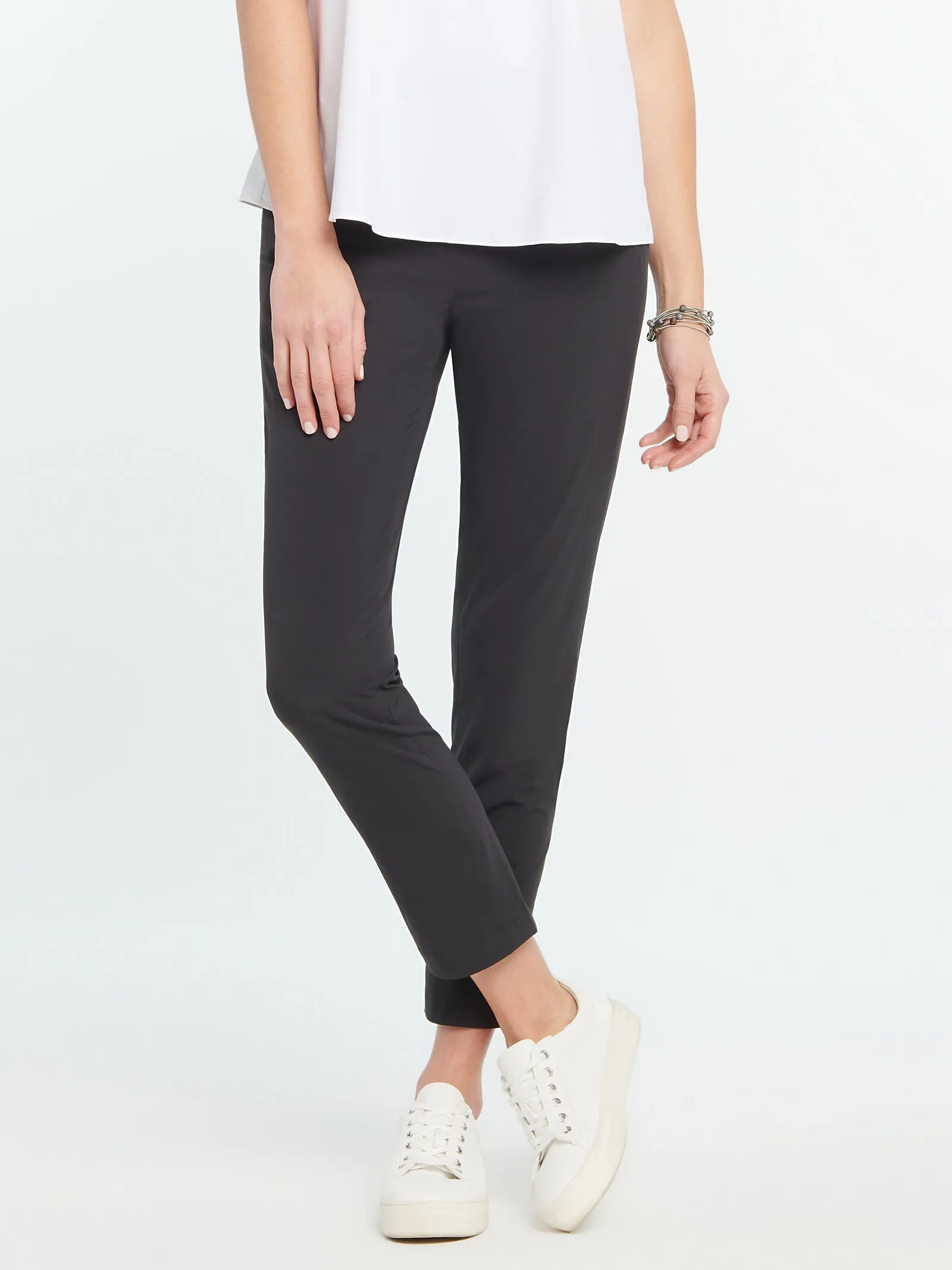 S201872 Nic   Zoe Pant